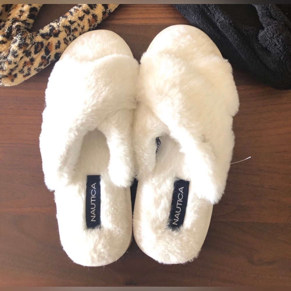 3 NEW Slippers Nautica Nautica Indoor Out Fury Slipper Slides 5.5 - 6 + 2 Free